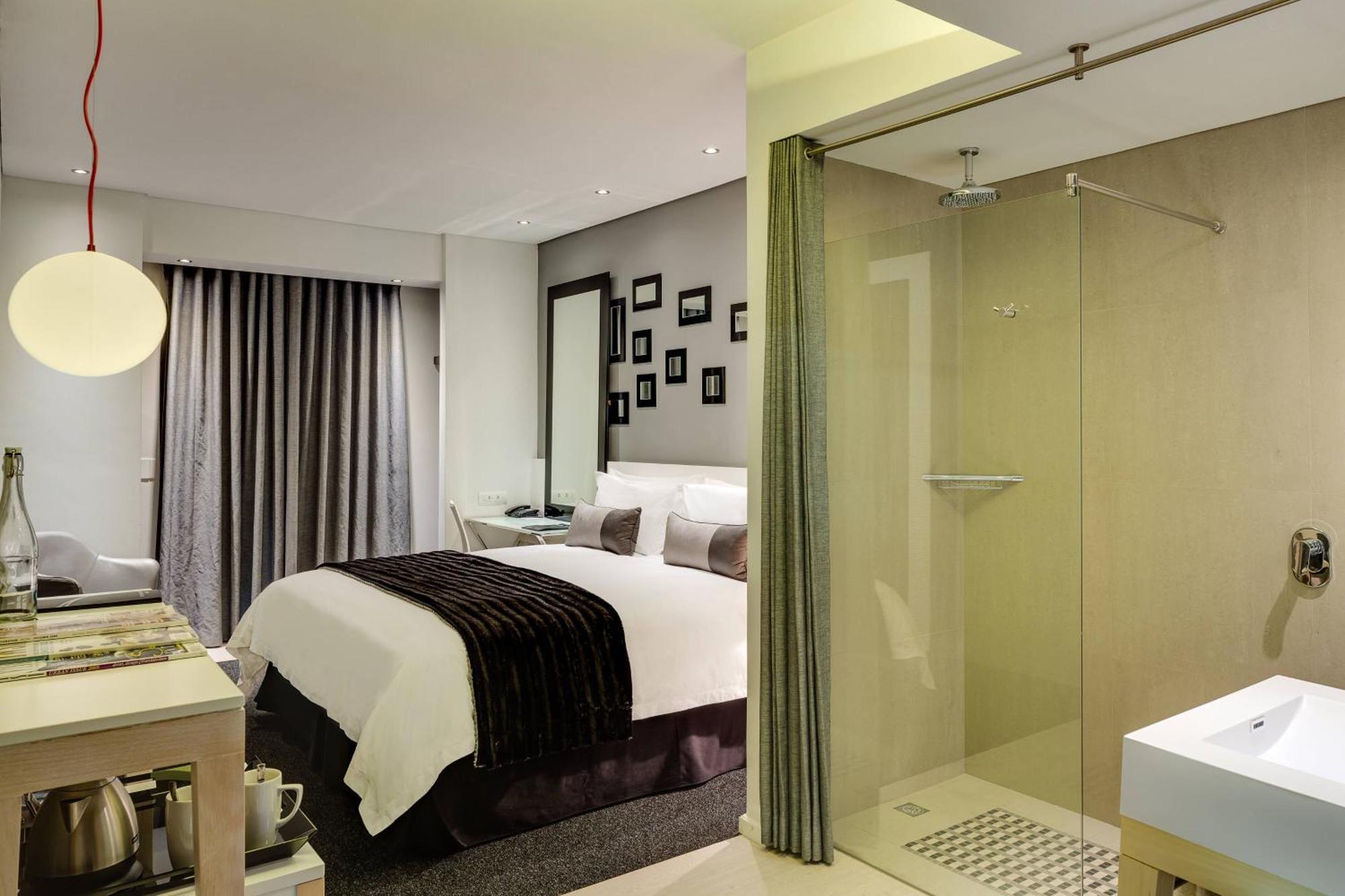 Protea Hotel Fire & Ice! By Marriott Pretoria Menlyn Dış mekan fotoğraf